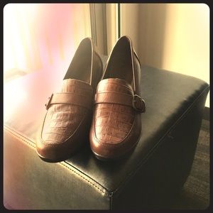 Sanita Brown Shoes Sz 39